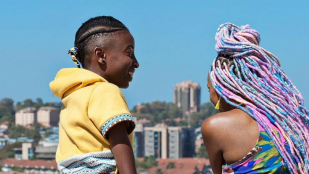 Cameroun : Un apéro-presse pour dénoncer la promotion du lesbianisme par Canal+ Cameroun : Un apéro-presse pour dénoncer la promotion du lesbianisme par Canal +