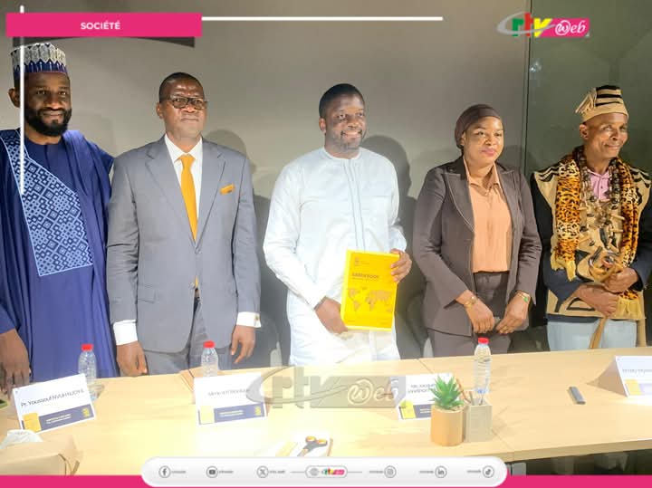 Le Think do Tank The Okwelians a présenté le « Livre Vert », une feuille de route pour la transformation durable du Cameroun